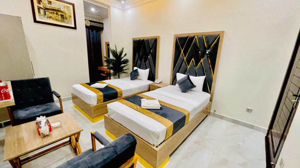 Go 002 Hotel Lahore