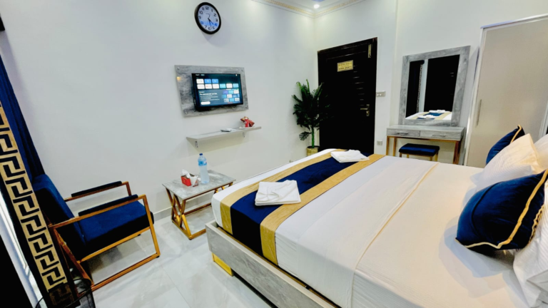 Go 002 Hotel Lahore
