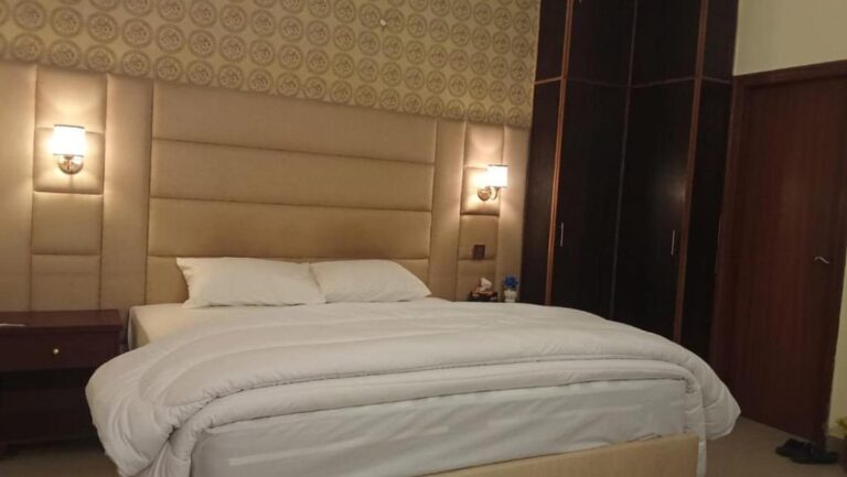 Expo Lodges Hotel Johar Town Lahore