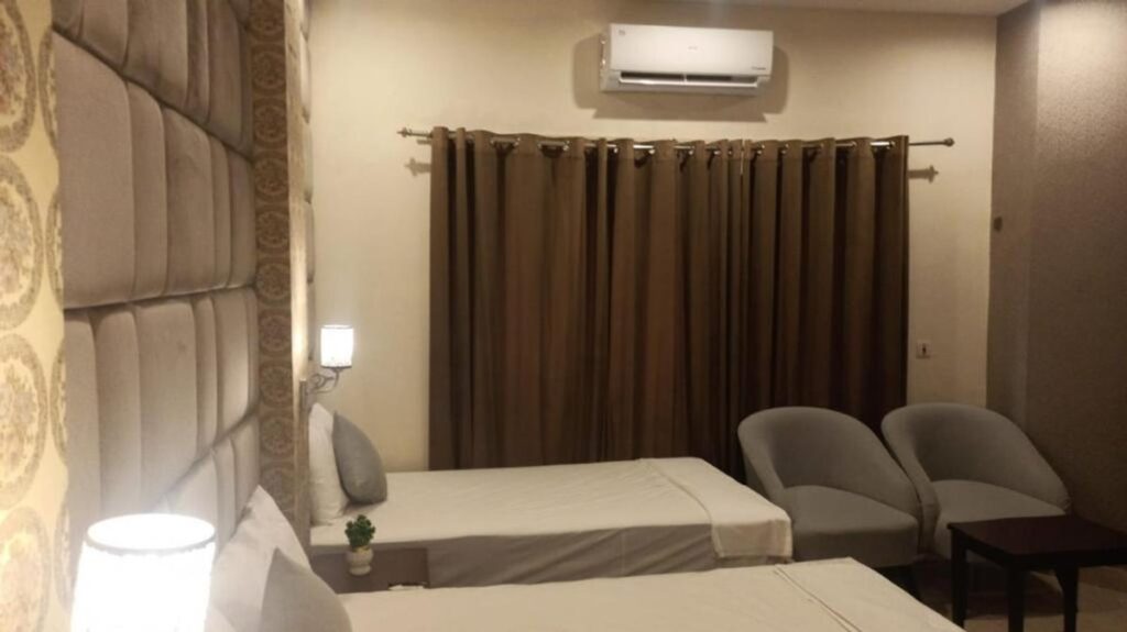 Expo Lodges Johar Town Lahore - Standard Single Room