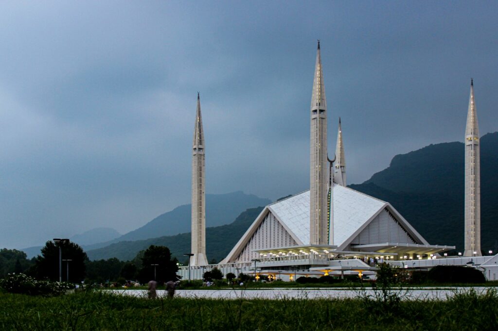 Hotels in Islamabad - Faisal Mosque
