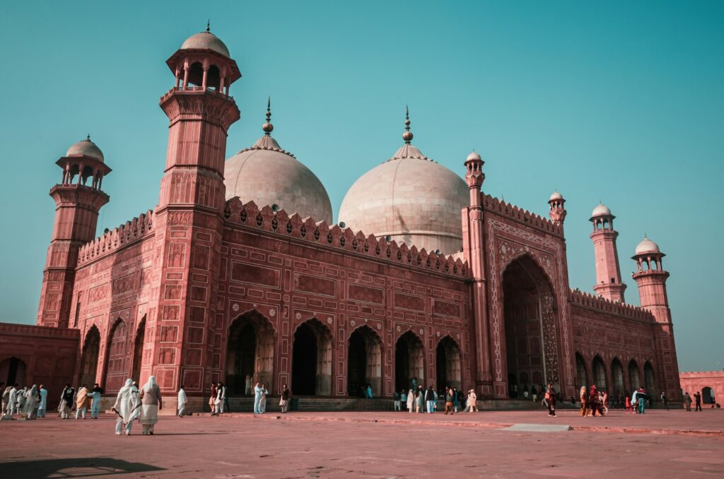 Hotels in Lahore - Badshahi Mosque